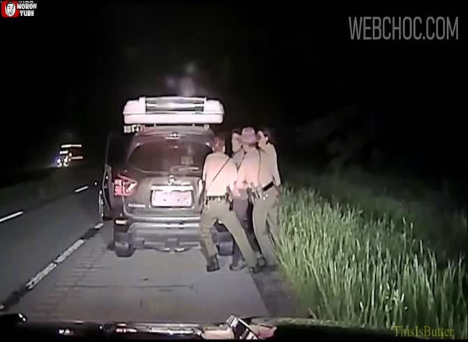 Video :A man was shot during a traffic stop (shocking warning)